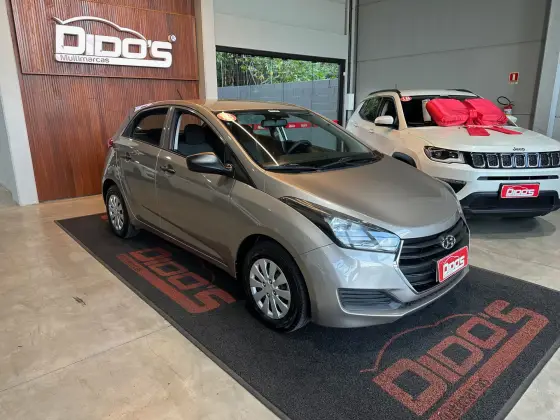 HYUNDAI HB20 1.0 COMFORT 12V FLEX 4P MANUAL HYUNDAI HB20 1.0 COMFORT 12V FLEX 4P MANUAL