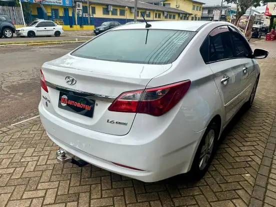 HYUNDAI-HB20S-1.6 PREMIUM 16V FLEX 4P MANUAL HYUNDAI-HB20S-2014