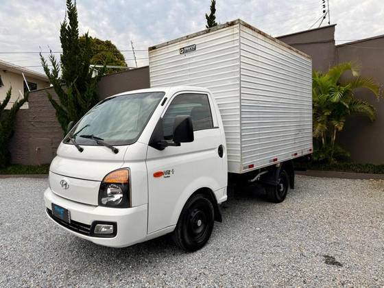 HYUNDAI HR 2.5 LONGO SEM CAÇAMBA 4X2 16V 130CV TURBO INTERCOOLER DIESEL 2P MANUAL