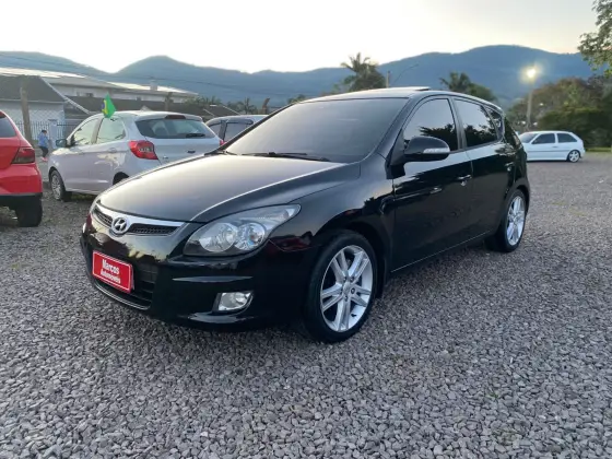 HYUNDAI I30 2.0 MPFI GLS 16V GASOLINA 4P AUTOMÁTICO HYUNDAI I30 2.0 MPFI GLS 16V GASOLINA 4P AUTOMÁTICO