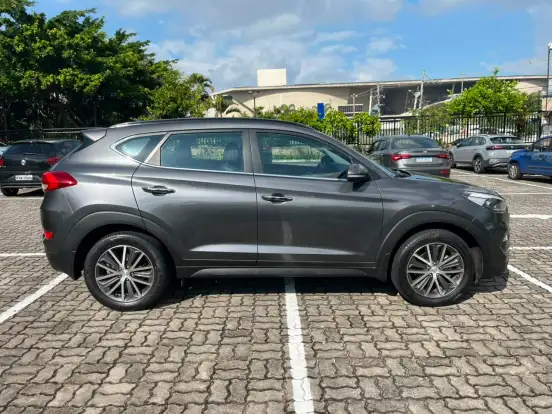 HYUNDAI-TUCSON-2020