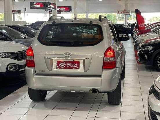 HYUNDAI-TUCSON-2012