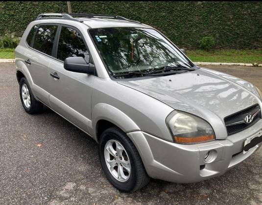 HYUNDAI TUCSON 2.0 MPFI GL 16V 142CV 2WD GASOLINA 4P AUTOMÁTICO