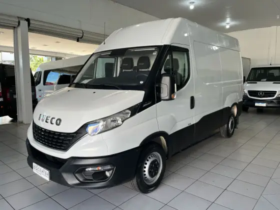 IVECO DAILY 2.3 TURBO DIESEL 30-130 FURGÃO MANUAL IVECO DAILY 2.3 TURBO DIESEL 30-130 FURGÃO MANUAL