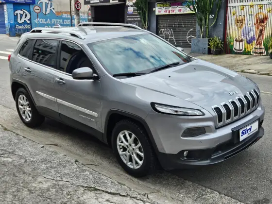 JEEP CHEROKEE 3.2 LONGITUDE 4X4 V6 24V GASOLINA 4P AUTOMÁTICO JEEP CHEROKEE 3.2 LONGITUDE 4X4 V6 24V GASOLINA 4P AUTOMÁTICO