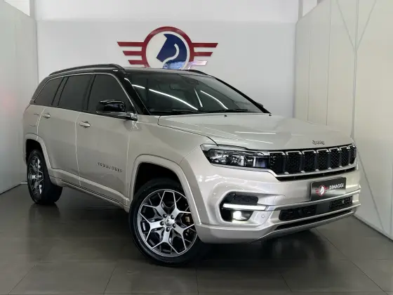 JEEP COMMANDER 2.0 TD380 TURBO DIESEL OVERLAND AT9 JEEP COMMANDER 2.0 TD380 TURBO DIESEL OVERLAND AT9
