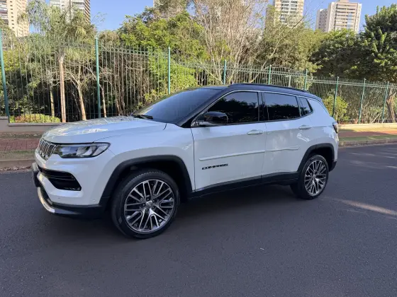JEEP COMPASS 1.3 T270 TURBO FLEX LIMITED AT6 JEEP COMPASS 1.3 T270 TURBO FLEX LIMITED AT6