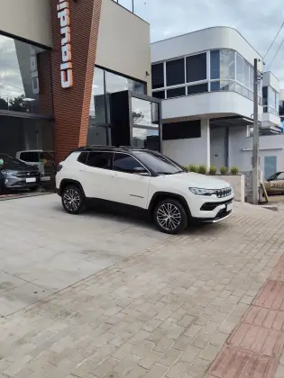 JEEP COMPASS 1.3 T270 TURBO FLEX LIMITED AT6 JEEP COMPASS 1.3 T270 TURBO FLEX LIMITED AT6