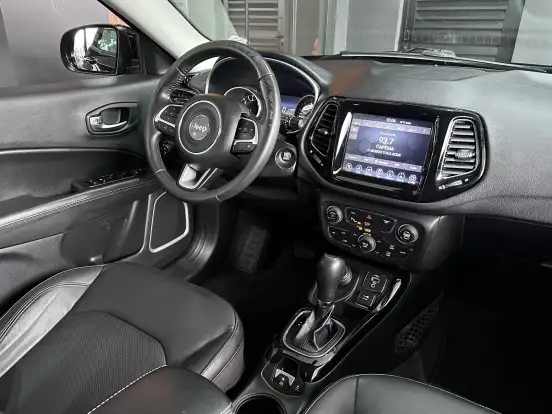 JEEP-COMPASS-2.0 16V DIESEL LIMITED 4X4 AUTOMÁTICO JEEP-COMPASS-2020