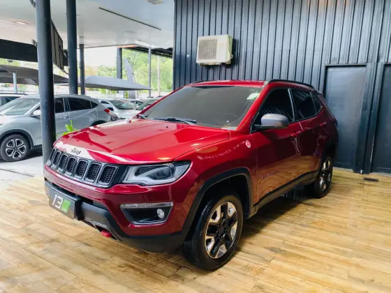 JEEP COMPASS 2.0 16V DIESEL TRAILHAWK 4X4 AUTOMÁTICO JEEP COMPASS 2.0 16V DIESEL TRAILHAWK 4X4 AUTOMÁTICO