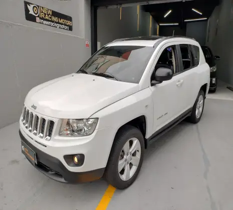 JEEP COMPASS 2.0 SPORT 4X2 16V GASOLINA 4P AUTOMÁTICO JEEP COMPASS 2.0 SPORT 4X2 16V GASOLINA 4P AUTOMÁTICO