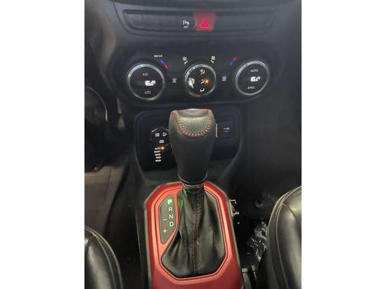 JEEP-RENEGADE-2.0 16V TURBO DIESEL TRAILHAWK 4P 4X4 AUTOMÁTICO JEEP-RENEGADE-2016