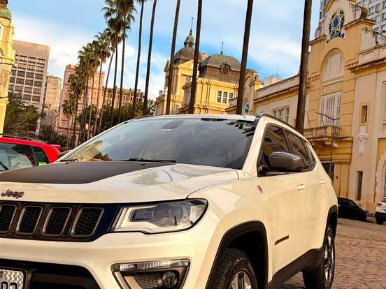 JEEP-COMPASS-2.0 16V DIESEL TRAILHAWK 4X4 AUTOMÁTICO JEEP-COMPASS-2017