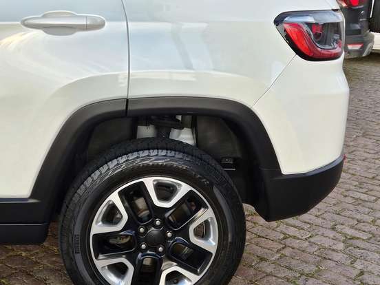 JEEP-COMPASS-2.0 16V DIESEL TRAILHAWK 4X4 AUTOMÁTICO JEEP-COMPASS-2017