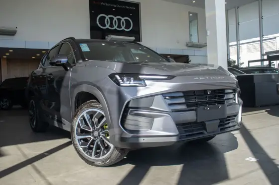 JETOUR S06 1.5 TGDI PHEV PREMIUM DHT JETOUR S06 1.5 TGDI PHEV PREMIUM DHT