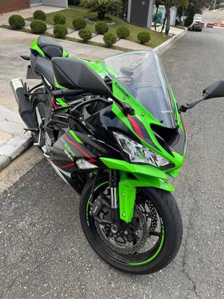 KAWASAKI NINJA ZX-6R KRT 