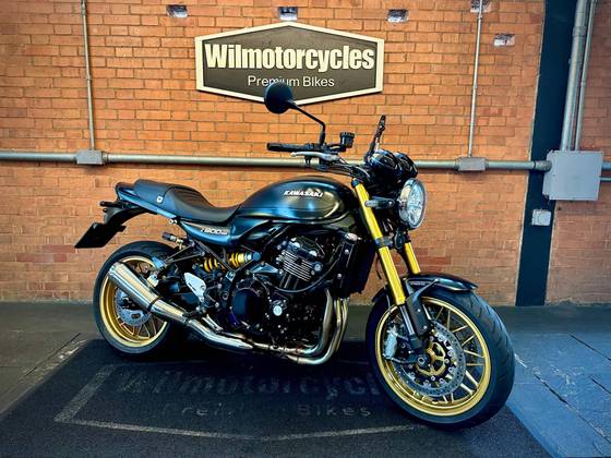 KAWASAKI Z900 R EDITION 
