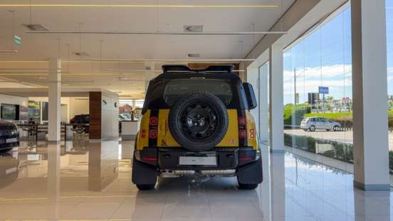 LAND ROVER-DEFENDER-2025