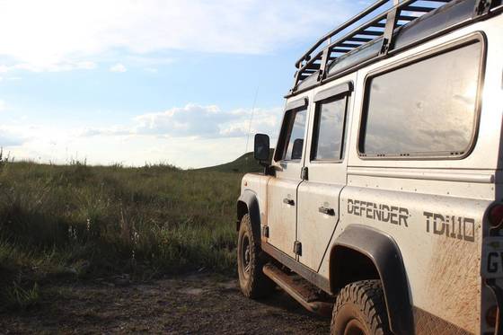 LAND ROVER DEFENDER 2.5 CSW 110 4X4 TURBO DIESEL 4P MANUAL