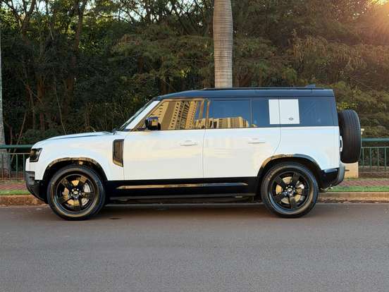 LAND ROVER-DEFENDER-3.0 D300 TURBO DIESEL MHEV 110 X-DYNAMIC HSE AWD AUTOMÁTICO LAND ROVER-DEFENDER-2023