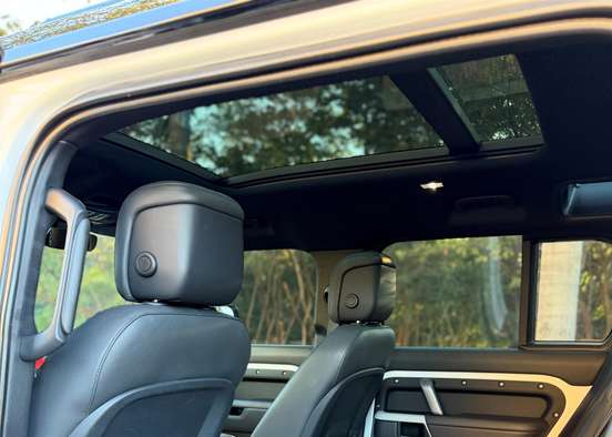 LAND ROVER-DEFENDER-2023