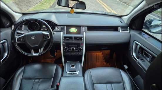 LAND ROVER-DISCOVERY SPORT-2018