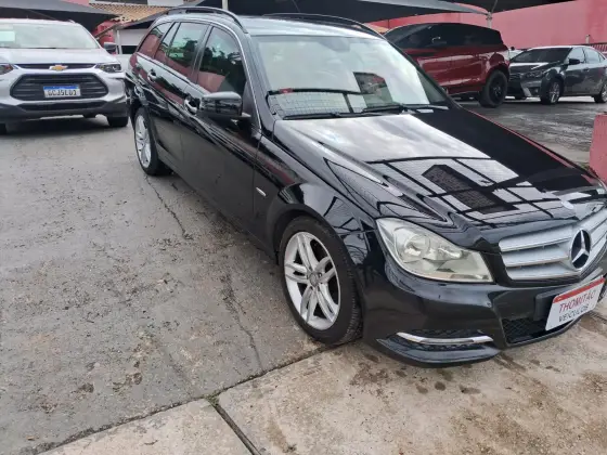 MERCEDES-BENZ C 180 1.8 CGI TOURING 16V TURBO GASOLINA 4P AUTOMÁTICO MERCEDES-BENZ C 180 1.8 CGI TOURING 16V TURBO GASOLINA 4P AUTOMÁTICO