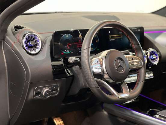 MERCEDES-BENZ-EQA 250-2022