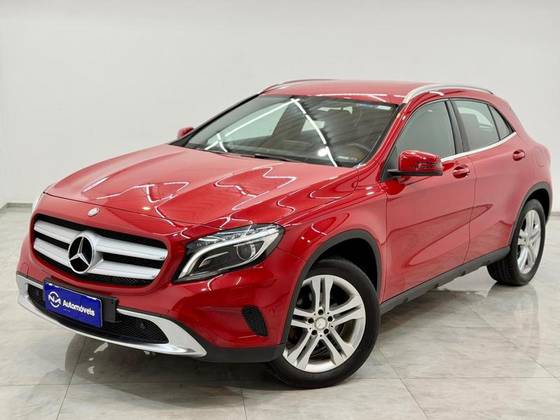 MERCEDES-BENZ GLA 200 1.6 CGI ADVANCE 16V TURBO FLEX 4P AUTOMÁTICO