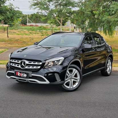 MERCEDES-BENZ-GLA 200-2018