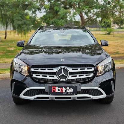 MERCEDES-BENZ-GLA 200-2018