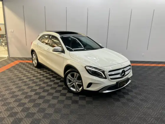 MERCEDES-BENZ GLA 250 2.0 16V TURBO GASOLINA VISION 4P AUTOMÁTICO
