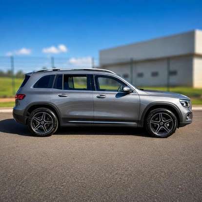 MERCEDES-BENZ-GLB 200-2022