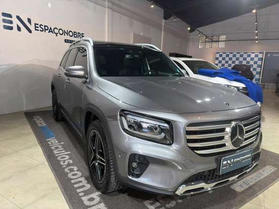 MERCEDES-BENZ-GLB 200-2024