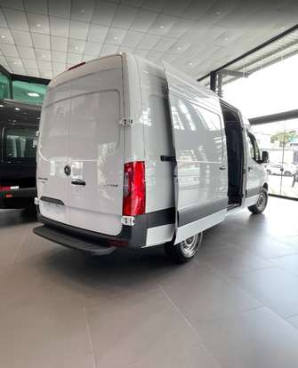 MERCEDES-BENZ-SPRINTER-2026