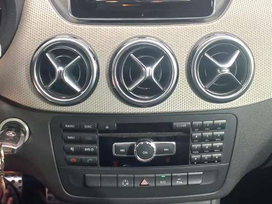 MERCEDES-BENZ-B 200-1.6 SPORT TURBO GASOLINA 4P AUTOMÁTICO MERCEDES-BENZ-B 200-2012
