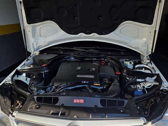 MERCEDES-BENZ-C 180-1.6 CGI SPORT 16V TURBO GASOLINA 4P AUTOMÁTICO MERCEDES-BENZ-C 180-2013