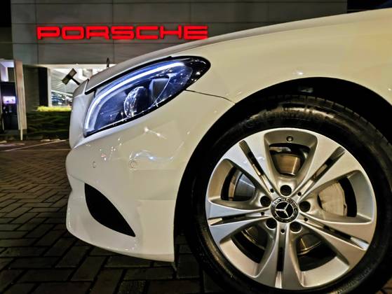 MERCEDES-BENZ C 250 2.0 CGI GASOLINA AVANTGARDE 9G-TRONIC