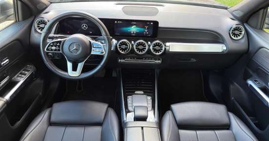 MERCEDES-BENZ-GLB 200-2021