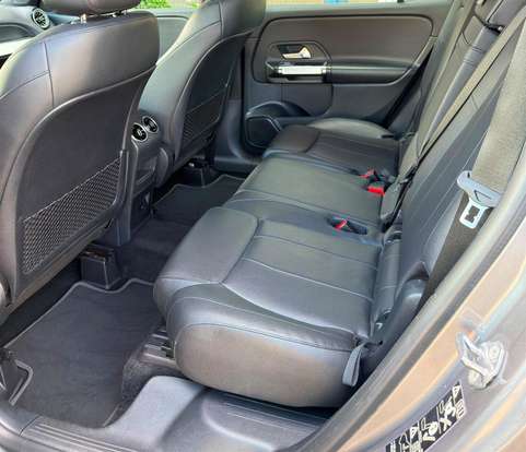 MERCEDES-BENZ-GLB 200-2021