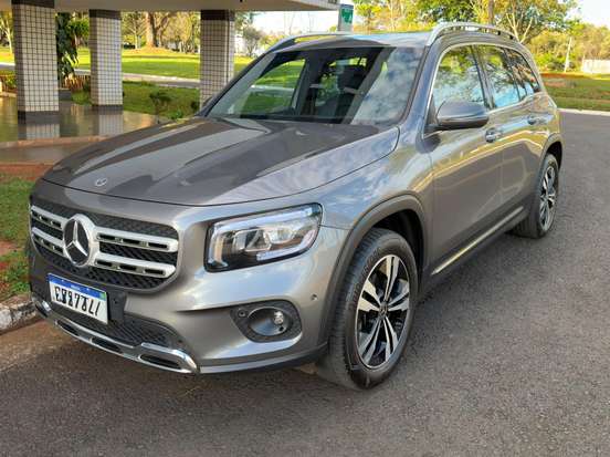 MERCEDES-BENZ-GLB 200-2021