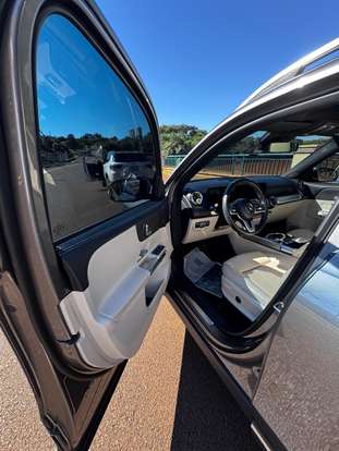 MERCEDES-BENZ-GLB 200-2021