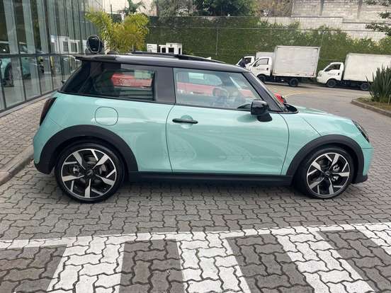 MINI-COOPER-2.0 16V TWINPOWER GASOLINA S TOP 2P STEPTRONIC MINI-COOPER-2025