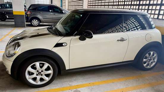 MINI-COOPER-2009