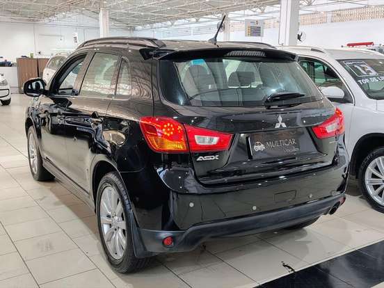 MITSUBISHI-ASX-2016