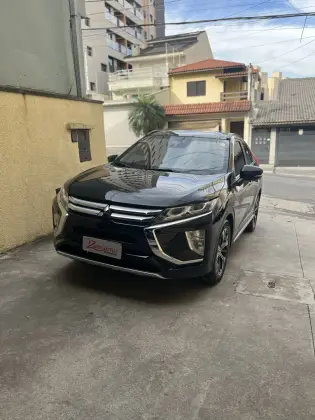 MITSUBISHI ECLIPSE CROSS 1.5 MIVEC TURBO GASOLINA HPE-S CVT MITSUBISHI ECLIPSE CROSS 1.5 MIVEC TURBO GASOLINA HPE-S CVT