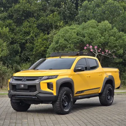 MITSUBISHI L200 TRITON 2.4 16V TURBO DIESEL SPORT SAVANA CD 4P 4X4 AUTOMÁTICO