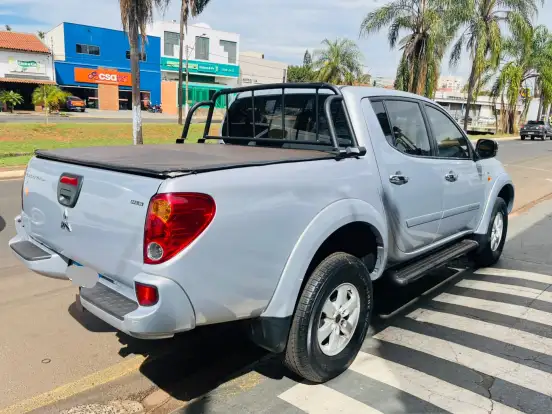 MITSUBISHI-L200 TRITON-2013
