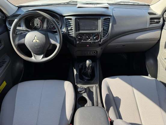 MITSUBISHI-L200 TRITON-2023