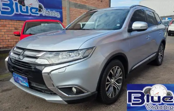 MITSUBISHI OUTLANDER 2.2 4X4 16V DIESEL 4P AUTOMÁTICO MITSUBISHI OUTLANDER 2.2 4X4 16V DIESEL 4P AUTOMÁTICO